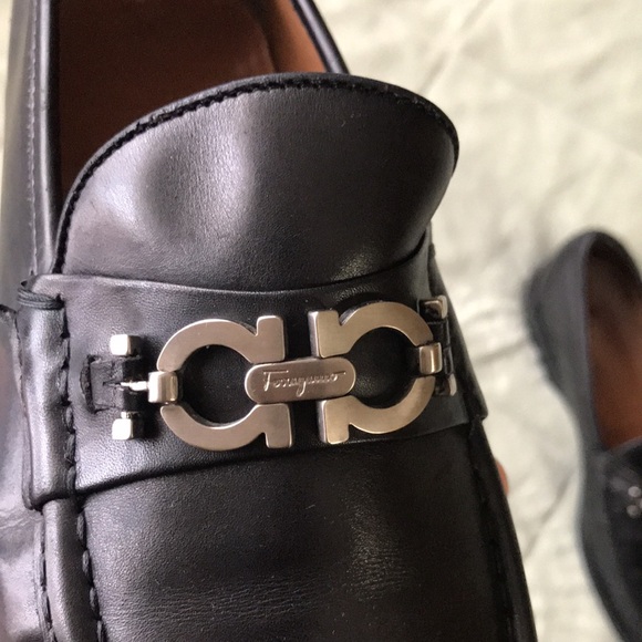 Salvatore Ferragamo Black Leather Loafers Mens Size 8 main image 5